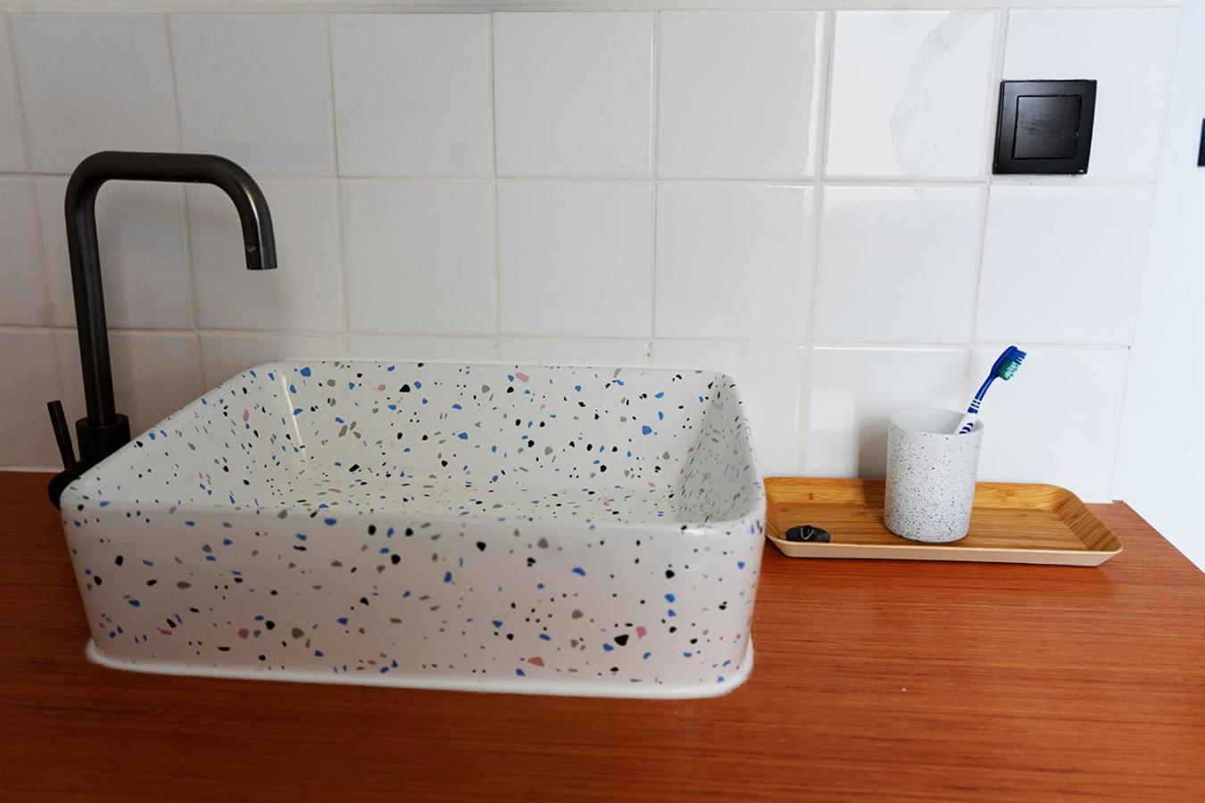 Le P'Tit Bijou - Centre De Liege Apartment Bagian luar foto